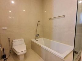 2 Bedroom Condo for sale at Q Langsuan, Lumphini