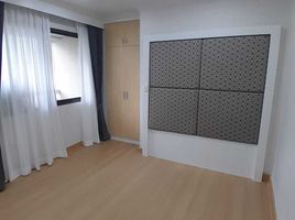 2 Schlafzimmer Appartement zu vermieten im Baan Suanpetch, Khlong Tan Nuea