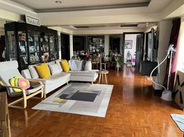 3 Bedroom Apartment for sale at Yada Residential, Khlong Tan Nuea