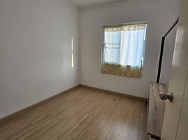 3 Schlafzimmer Reihenhaus zu vermieten im Pruksa Ville 77, Krathum Lom, Sam Phran