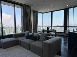 3 спален Кондо в аренду в The Esse Sukhumvit 36, Phra Khanong