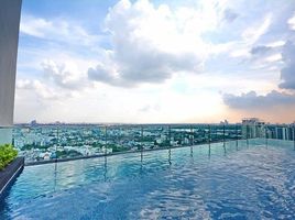 1 Bedroom Condo for rent at Rhythm Sukhumvit 44/1, Phra Khanong