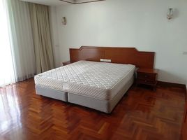 4 Bedroom Condo for rent at Raj Mansion, Khlong Toei