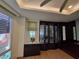 3 спален Дом в аренду в Baan Ladprao 2 Exclusive Rescidence, Khlong Chan, Банг Капи, Бангкок