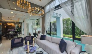 Вилла, 4 спальни на продажу в Prawet, Бангкок Belgravia Exclusive Pool Villa Bangna Rama9