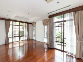 4 спален Дом на продажу в Baan Sansiri Sukhumvit 67, Phra Khanong Nuea, Щаттхана, Бангкок