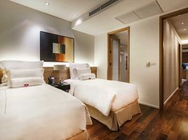 อพาร์ทเม้นท์ 2 ห้องนอน ให้เช่า ในโครงการ Akyra Thonglor Bangkok Hotel, คลองตันเหนือ
