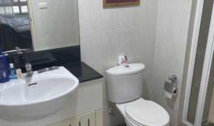 2 Bedrooms Condo for sale in Khlong Tan Nuea, Bangkok 49 Plus