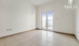 3 Bedrooms Townhouse for sale in North Village, Dubai Quortaj