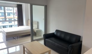 1 Schlafzimmer Wohnung zu verkaufen in Bang Chak, Bangkok TKF Condo