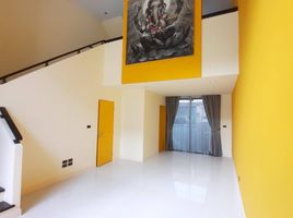 3 Bedroom Townhouse for sale at Baan Klang Muang Vibhavadi, Talat Bang Khen, Lak Si