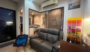 1 Bedroom Condo for sale in Khlong Ton Sai, Bangkok Urbano Absolute Sathon-Taksin