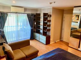 2 Schlafzimmer Wohnung zu verkaufen im Lumpini Ville Phahol-Suthisarn, Sam Sen Nai