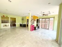 2 Bedroom Townhouse for sale at Butsarin Ram Inthra, Sam Wa Tawan Tok