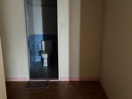 2 Bedroom Condo for sale at Regent Srinakarin Tower, Suan Luang, Suan Luang
