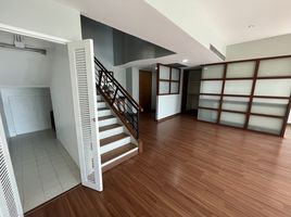 2 Bedroom Apartment for sale at Baan Nonzee, Chong Nonsi