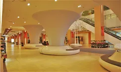 图片 2 of the Reception / Lobby Area at Belle Grand Rama 9