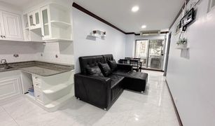 2 Bedrooms Condo for sale in Khlong Toei Nuea, Bangkok 15 Suite