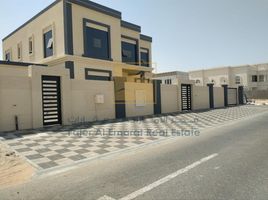 5 बेडरूम विला for sale at Al Hooshi Villas, Hoshi