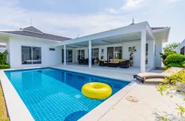 Buy 3 bedroom Villa at Falcon Hill Luxury Pool Villas in Prachuap Khiri Khan, Thailand