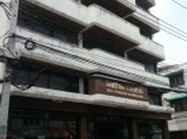 5 Schlafzimmer Ganzes Gebäude zu vermieten in Benjasiri Park, Khlong Tan, Khlong Toei