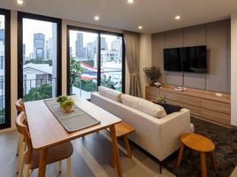 1 Schlafzimmer Wohnung zu vermieten im Kanika Suites, Lumphini, Pathum Wan