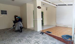 3 Schlafzimmern Reihenhaus zu verkaufen in Phraeksa Mai, Samut Prakan Baan Pruksa 15 Bangpu