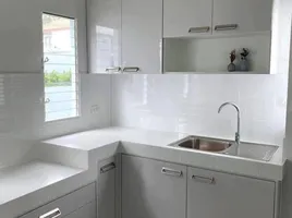 3 спален Дом в аренду в Villaggio Bangna, Bang Bo, Bang Bo, Самутпракан, Таиланд
