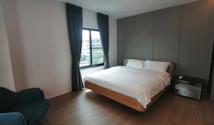 2 Bedrooms Condo for sale in Khlong Toei Nuea, Bangkok Lily House 