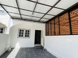 2 Schlafzimmer Haus zu verkaufen in Nong Chok, Bangkok, Khok Faet