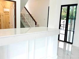 4 Bedroom House for sale in San Phisuea, Mueang Chiang Mai, San Phisuea