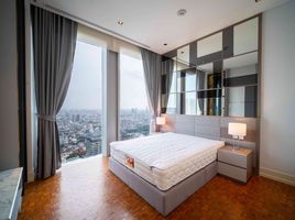 2 спален Кондо в аренду в The Ritz-Carlton Residences At MahaNakhon, Si Lom, Банг Рак