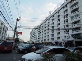 在Condo Baan Suan Bangkhen出售的1 卧室 公寓, Anusawari