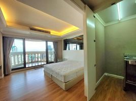 1 Schlafzimmer Wohnung zu vermieten im Nusa State Tower Condominium, Si Lom