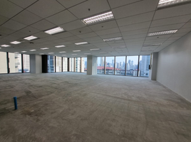 131 SqM Office for rent at SINGHA COMPLEX, Bang Kapi, Huai Khwang