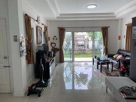 3 Bedroom House for sale at Nirun Ville 8, Dokmai