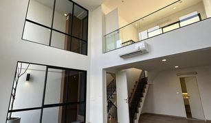 3 Bedrooms Townhouse for sale in Bang Phongphang, Bangkok DEMI Sathu 49