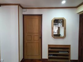 2 Bedroom Condo for sale at Sailom Condominium, Sam Sen Nai, Phaya Thai