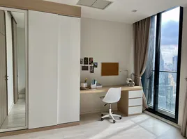 1 Bedroom Condo for rent at Noble Ploenchit, Lumphini