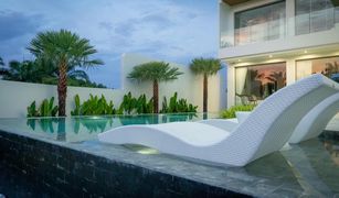 5 chambres Villa a vendre à Kathu, Phuket Loch Palm Golf Club