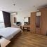 1 Schlafzimmer Wohnung zu vermieten im Sky Walk Residences, Phra Khanong Nuea