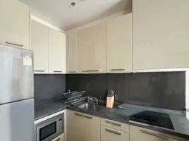 2 спален Кондо в аренду в Laviq Sukhumvit 57, Khlong Tan Nuea