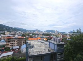 Studio Wohnung zu verkaufen im The Emerald Terrace, Patong