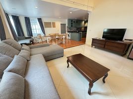 4 спален Вилла в аренду в Fantasia Villa 3, Samrong Nuea