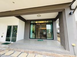 4 спален Таунхаус на продажу в Atoll Java Bay, Bang Phli Yai, Bang Phli, Самутпракан, Таиланд