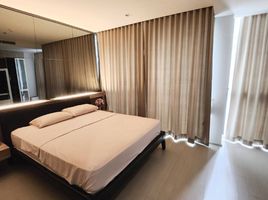 1 Bedroom Apartment for sale at Noble Ploenchit, Lumphini