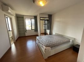 3 Schlafzimmer Appartement zu vermieten im Cross Creek, Phra Khanong Nuea, Watthana