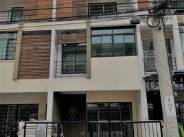 3 Schlafzimmer Reihenhaus zu vermieten im Sixnature Petkasem 69, Nong Khang Phlu