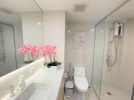 3 спален Кондо на продажу в Silom Suite, Si Lom