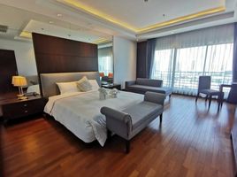 3 Bedroom Condo for rent at Royal Residence Park, Lumphini